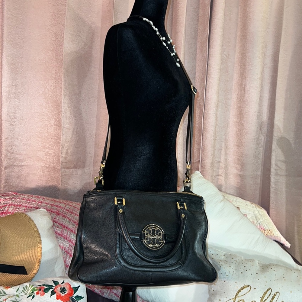 Tory Burch Black Pebbled Leather Amanda Tote/Crossbody/Handbag with Dust Bag